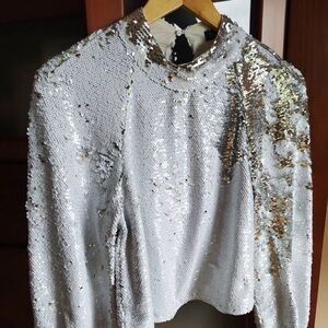 NWT Zara Sequin Flip Top white/ silver long sleeve small